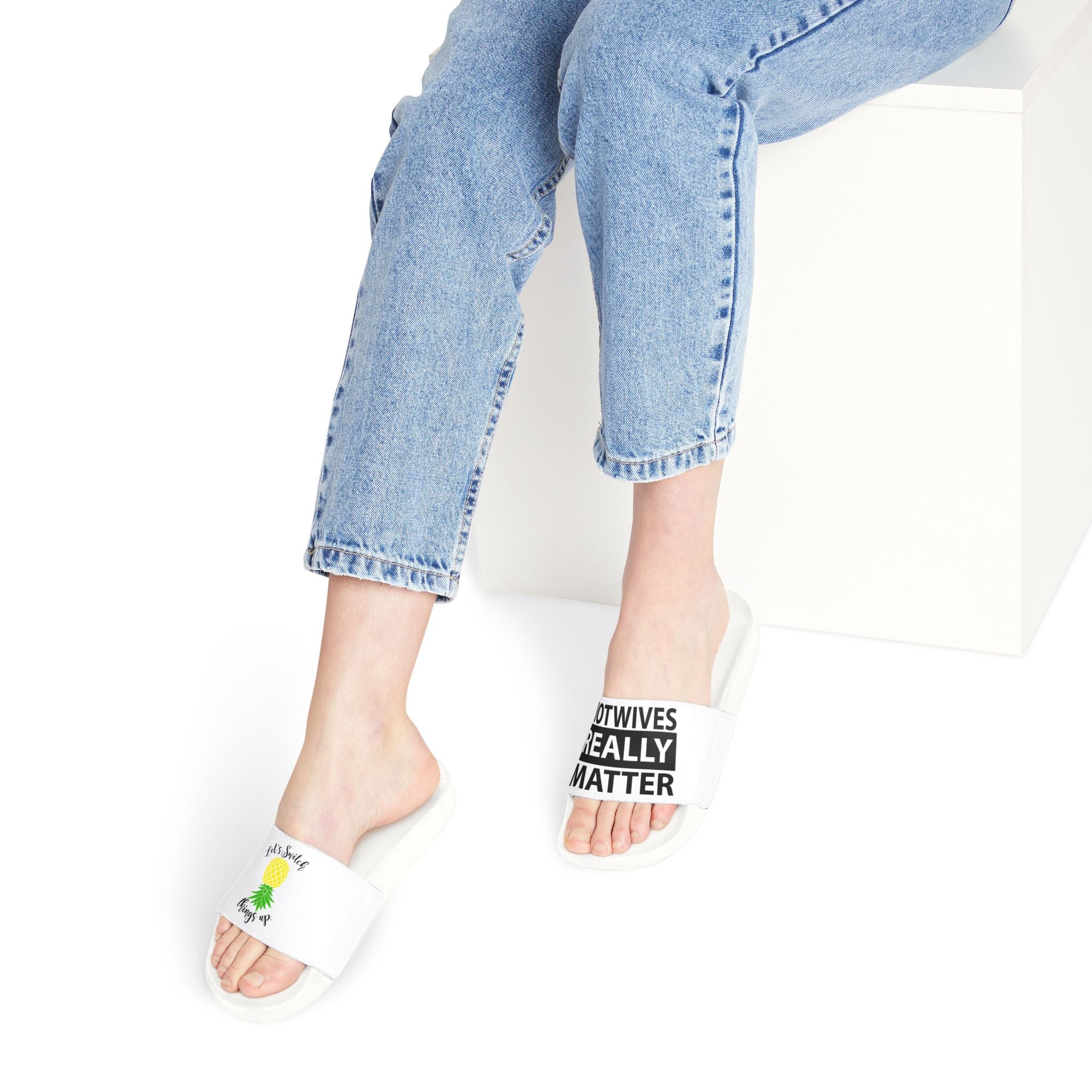 Pineapple Print Women's Slides - Fun Summer Sandals for Casual Outings