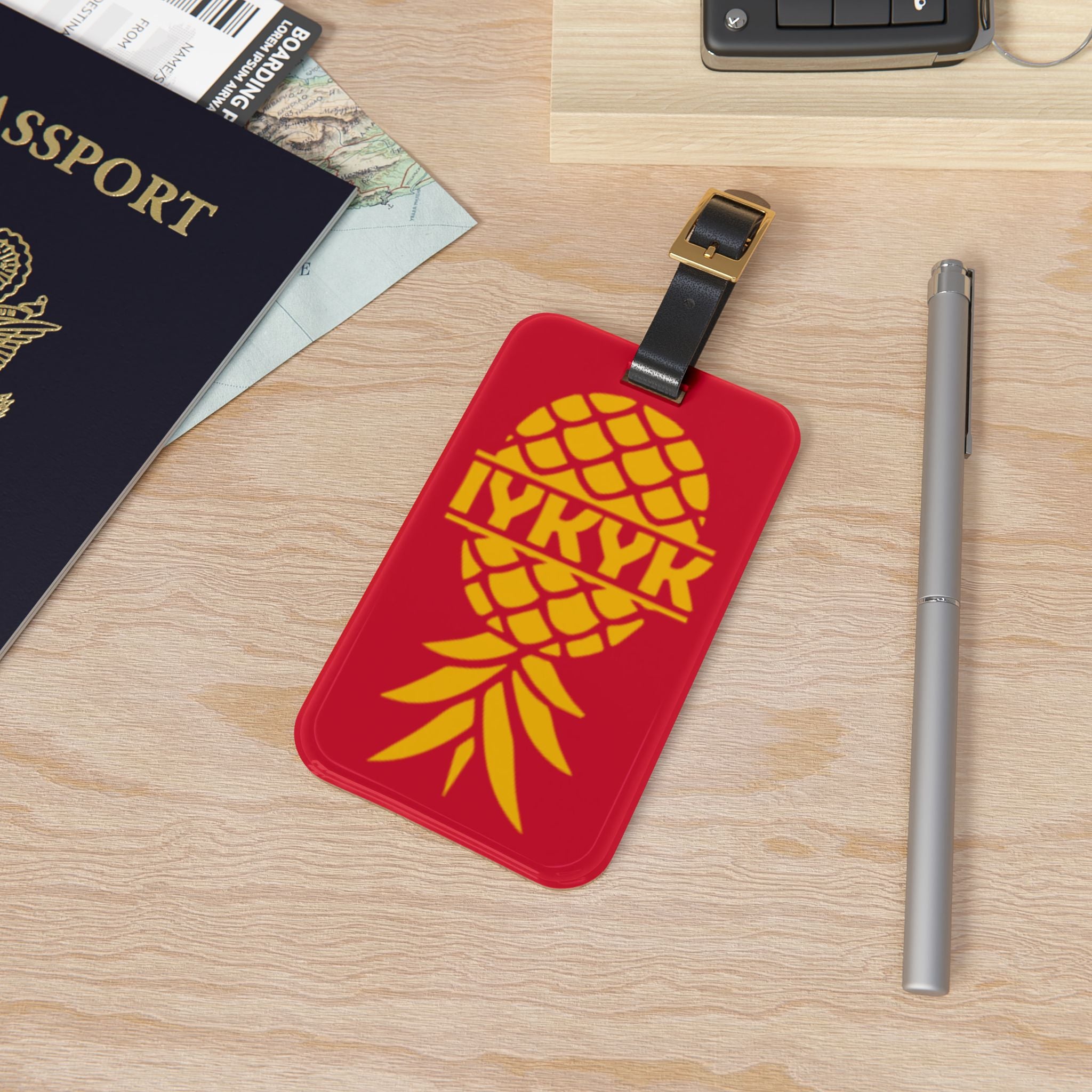 Tropical Pineapple Luggage Tag - Fun Travel Accessory for Vacation Lovers