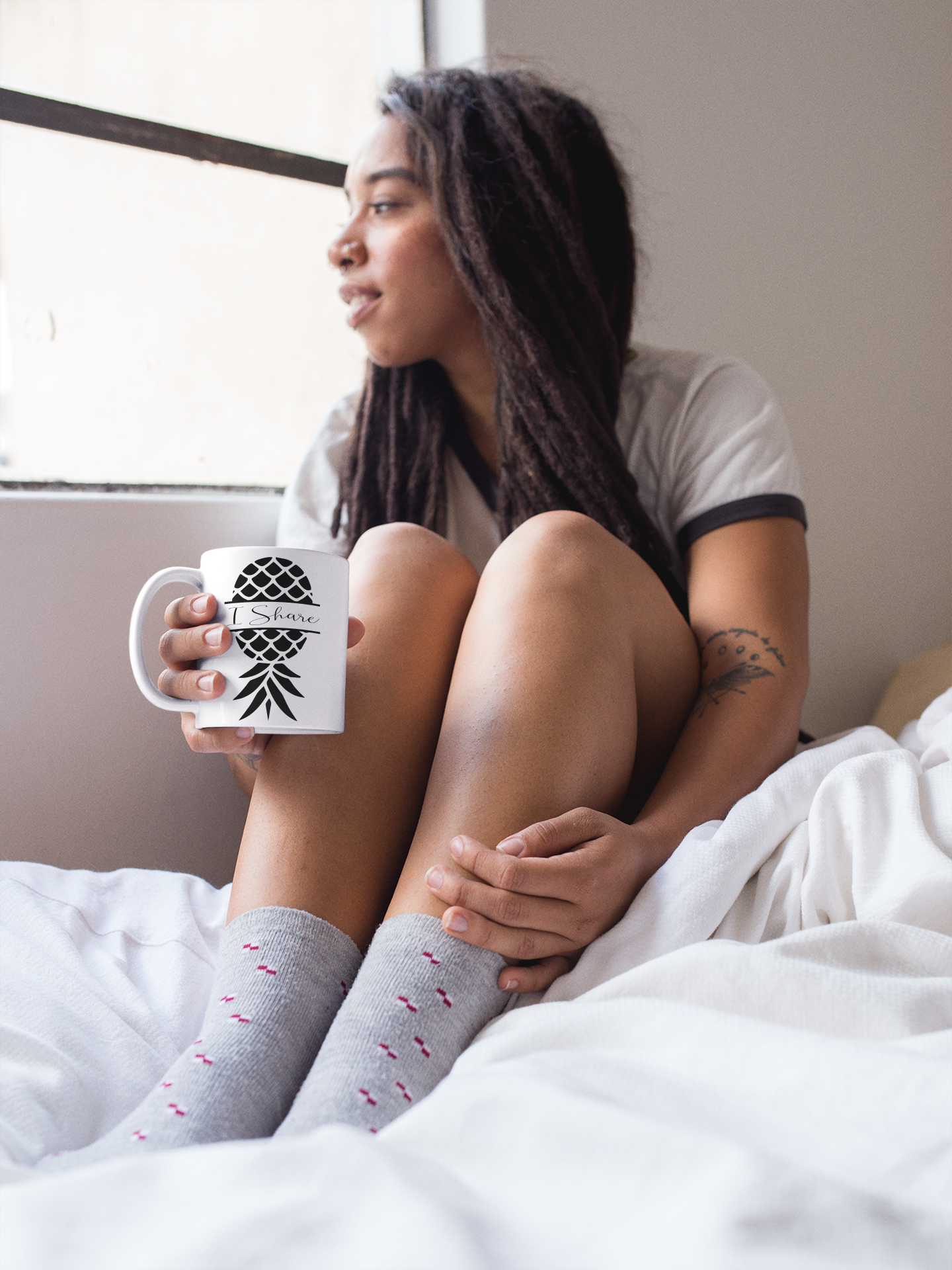 "I Share Upside-Down Pineapple" Ceramic Coffee Mug - 11oz & 15oz - Perfect Gift for Friends & Family