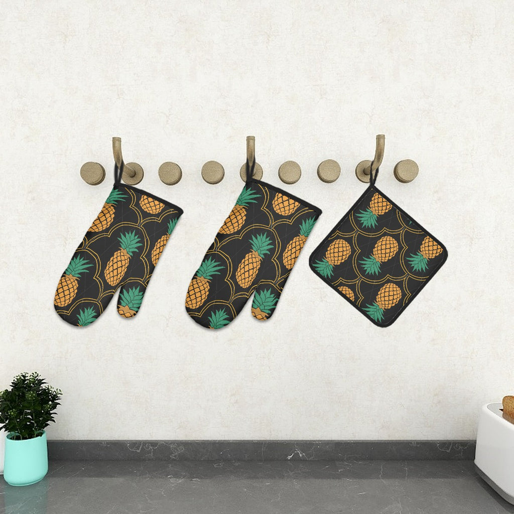 Upside Down Pineapple Inspired Oven Mitts and Pot Holders Sets (3pcs)